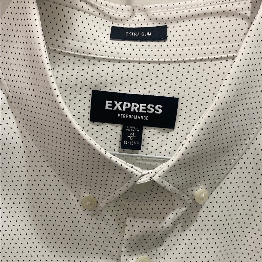 Express PERFORMANCE Men's White Shirt with Black Dots. Medium.
